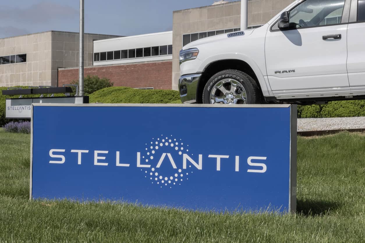 Stellantis CEO Decision Imminent: US Executive A Frontrunner Stellantis CEO Decision Imminent: US Executive A Frontrunner