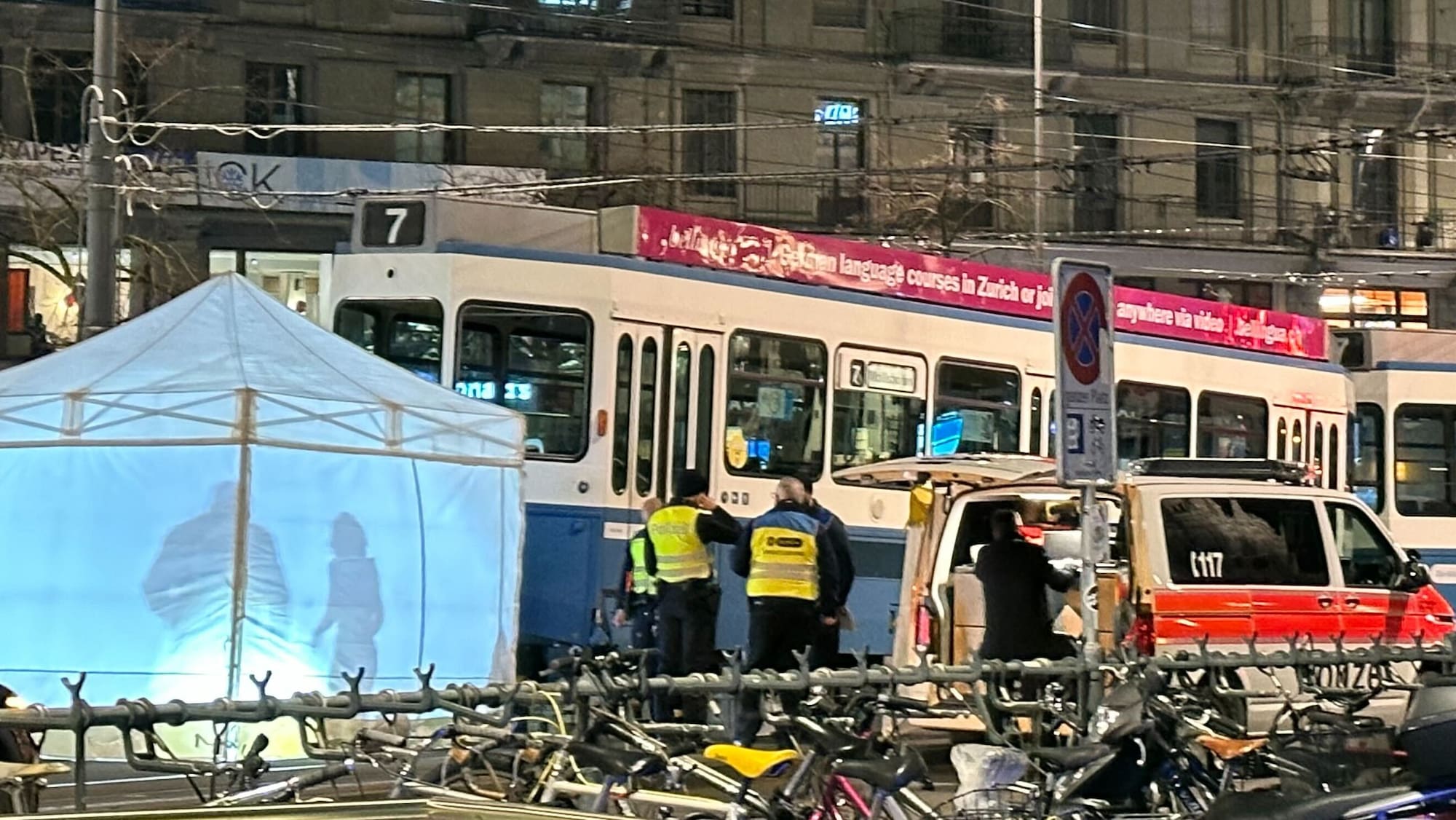 Straßensperrung In Berlin & Brandenburg Nach Tram-Unfall: Infos Zu Ausfällen Straßensperrung In Berlin & Brandenburg Nach Tram-Unfall: Infos Zu Ausfällen