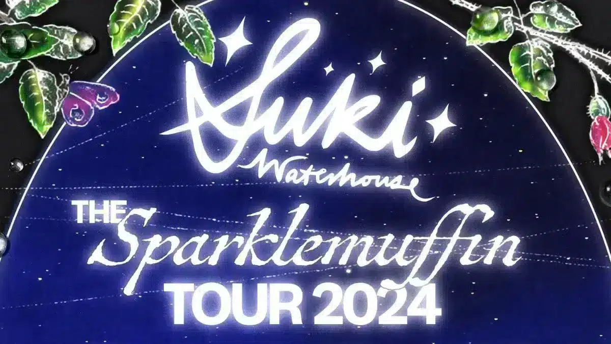 Suki Waterhouse's North American Tour: The SURFACE Disco Vibe Suki Waterhouse's North American Tour: The SURFACE Disco Vibe
