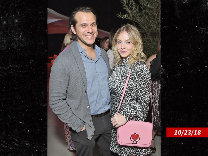 Sydney Sweeney And Jonathan Davino Postpone Wedding: Latest Updates Sydney Sweeney And Jonathan Davino Postpone Wedding: Latest Updates