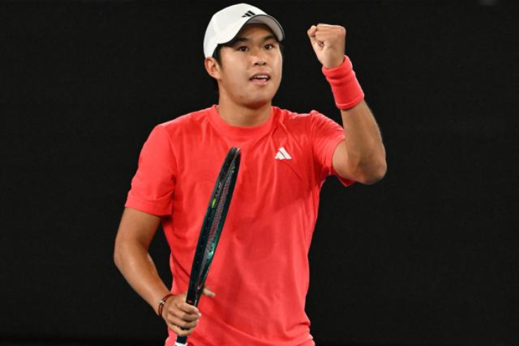 Tay Vợt 17 Tuổi Người Nga Thắng Indian Wells: Kỳ Tích Khó Tin Tay Vợt 17 Tuổi Người Nga Thắng Indian Wells: Kỳ Tích Khó Tin