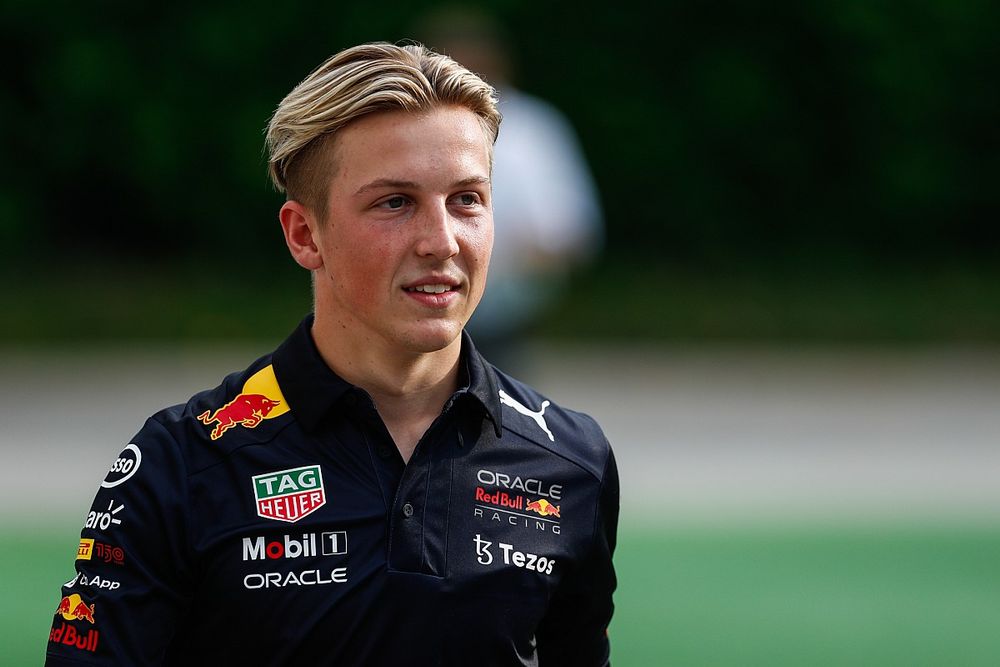 The Colapinto-Lawson Battle: Red Bull's F1 Driver Selection Heats Up The Colapinto-Lawson Battle: Red Bull's F1 Driver Selection Heats Up