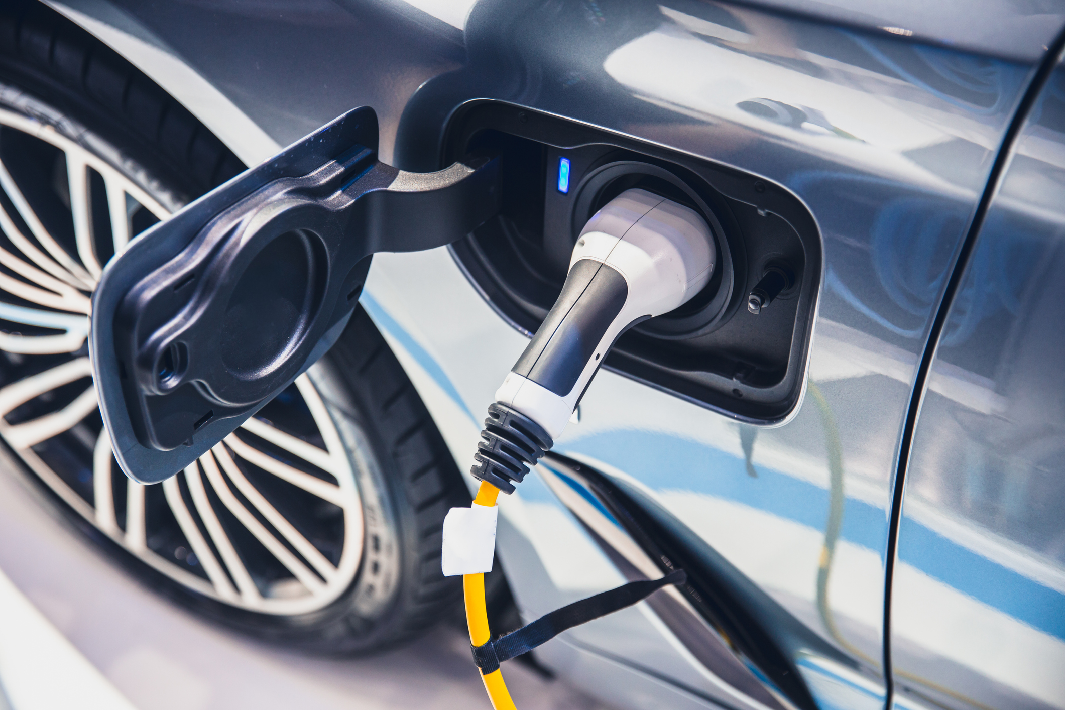 The Ongoing Battle: Car Dealers And The Pushback Against EV Mandates The Ongoing Battle: Car Dealers And The Pushback Against EV Mandates