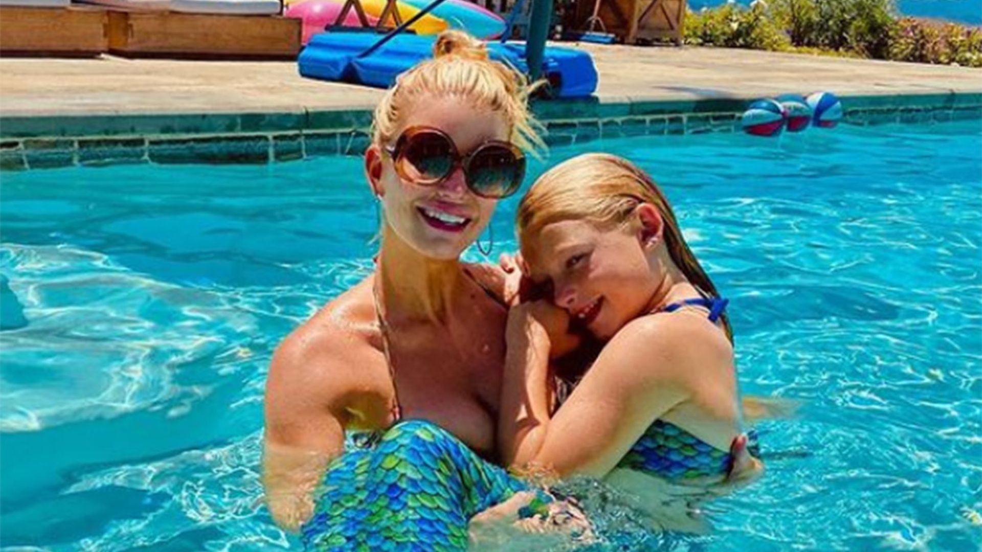 The Truth Behind Jessica Simpson's Alleged Snake Sperm Endorsement The Truth Behind Jessica Simpson's Alleged Snake Sperm Endorsement