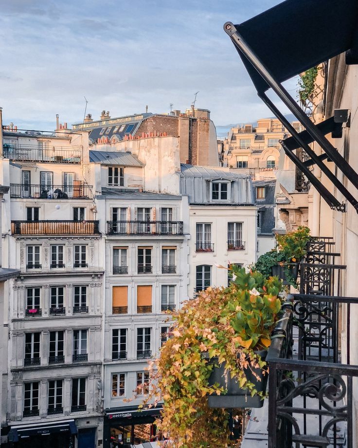 The Ultimate Guide To Paris' Best Neighborhoods