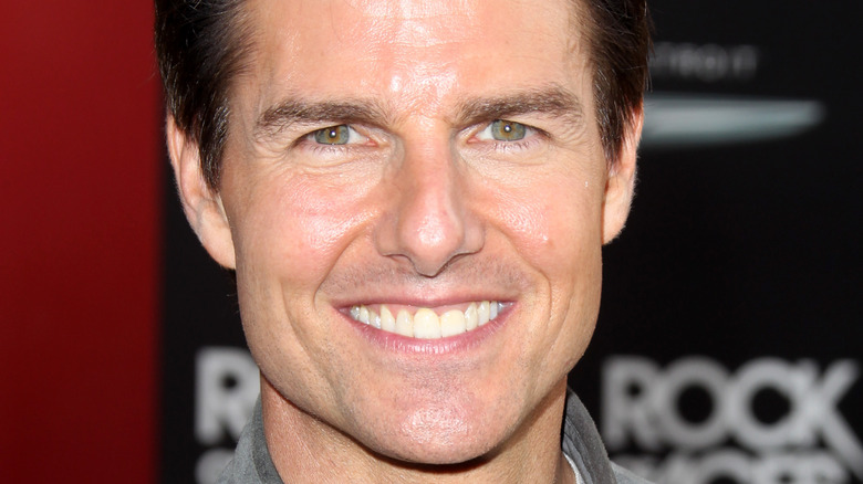 Tom Cruise's Unique Gesture After Suri Cruise's Birth Tom Cruise's Unique Gesture After Suri Cruise's Birth