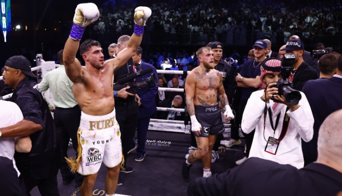 Tommy Fury Visszatért Budapestre, És Reagált Jake Paulra Tommy Fury Visszatért Budapestre, És Reagált Jake Paulra
