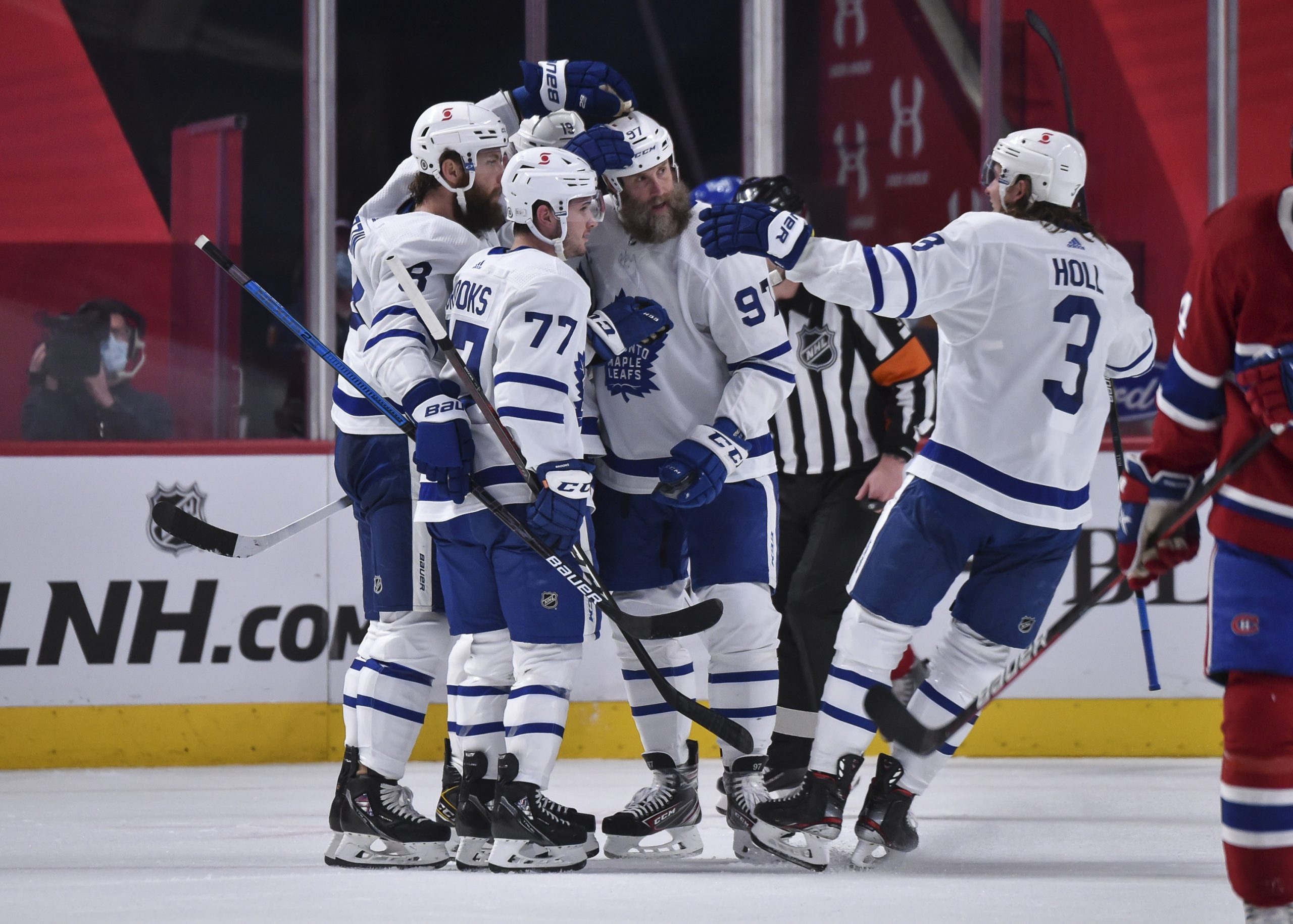 Toronto Maple Leafs' Playoff Hopes Rest On Wednesday's Game Toronto Maple Leafs' Playoff Hopes Rest On Wednesday's Game