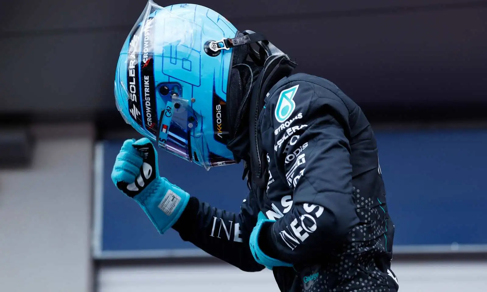 Toto Wolff Defends George Russell After Toto Wolff Defends George Russell After