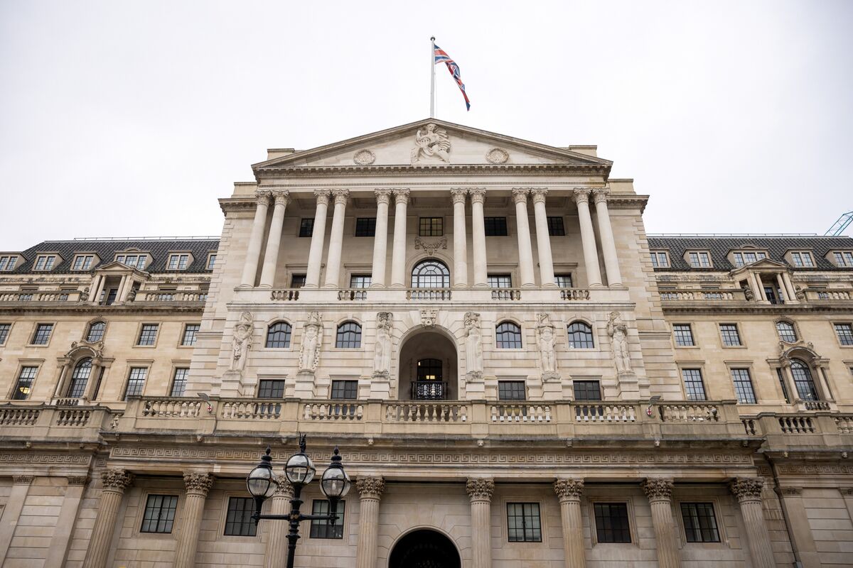 Traders Pare Bets On BOE Rate Cuts: Pound Strengthens After UK Inflation Data Traders Pare Bets On BOE Rate Cuts: Pound Strengthens After UK Inflation Data