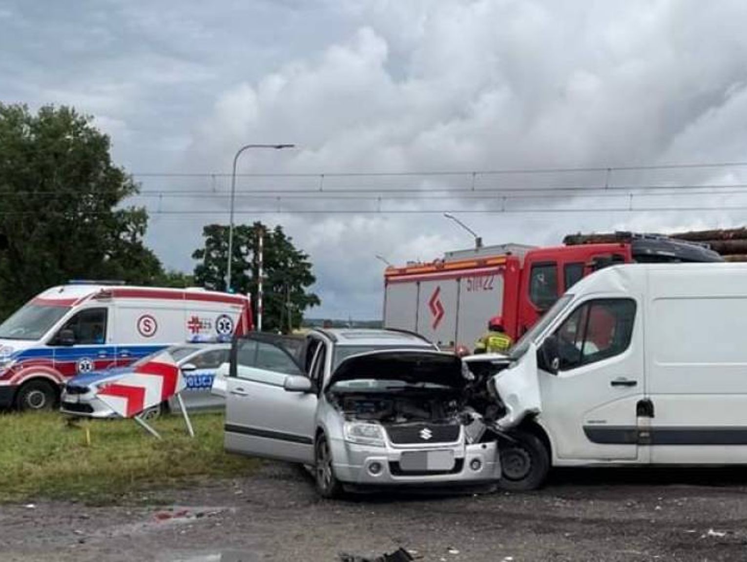 Tragedia Na Przejeździe Kolejowym: Śmierć Pięcioosobowej Rodziny I Brak Wyjaśnień Tragedia Na Przejeździe Kolejowym: Śmierć Pięcioosobowej Rodziny I Brak Wyjaśnień
