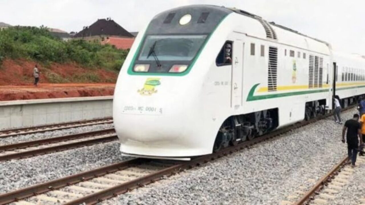 Train Engine Malfunction Halts NRC's Warri-Itakpe Rail Service Train Engine Malfunction Halts NRC's Warri-Itakpe Rail Service
