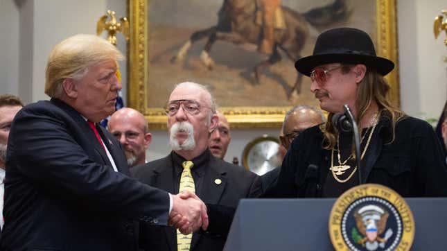 Trump Vs. Ticketmaster: Nueva Orden Ejecutiva Contra La Reventa De Entradas Trump Vs. Ticketmaster: Nueva Orden Ejecutiva Contra La Reventa De Entradas