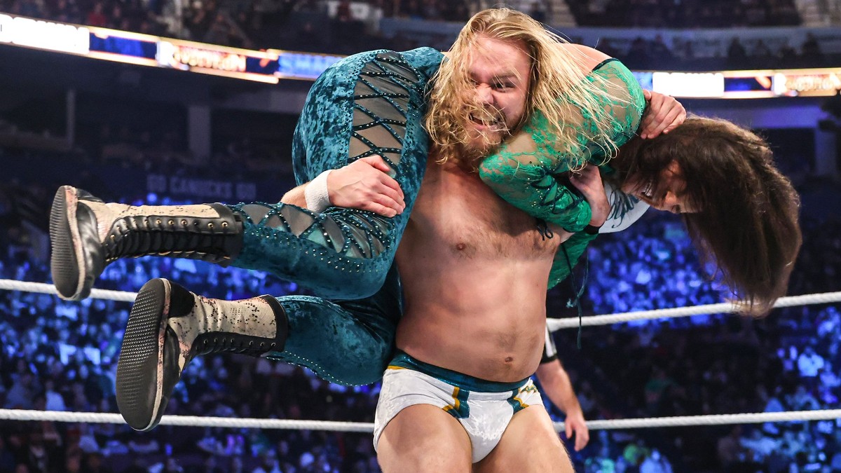 Tyler Bate's WWE Raw Return: A New Era Begins With Pete Dunne? Tyler Bate's WWE Raw Return: A New Era Begins With Pete Dunne?