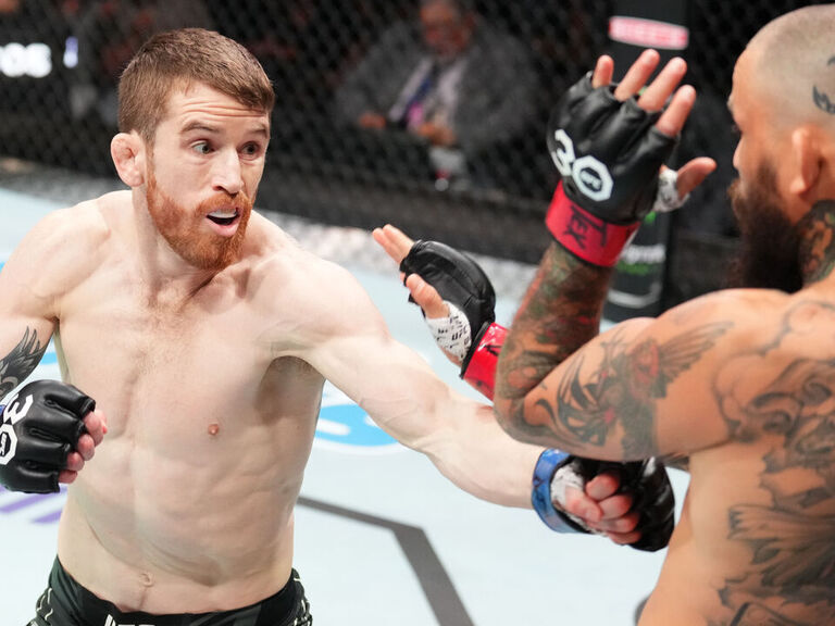 UFC Des Moines: Fight-by-Fight Predictions And Betting Preview UFC Des Moines: Fight-by-Fight Predictions And Betting Preview