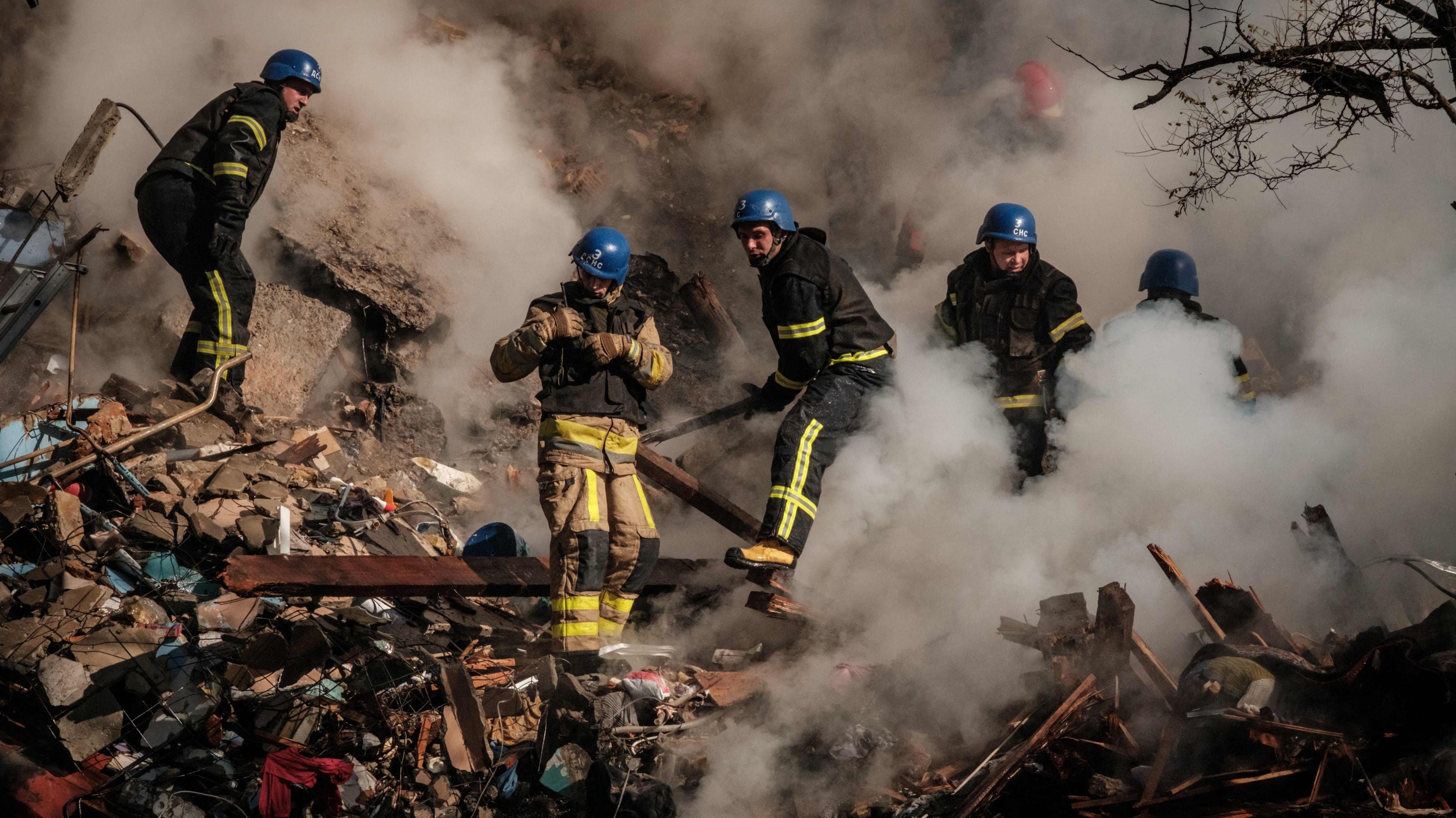 Ukraine Faces Massive Drone Assault: Russia Launches Unprecedented Attack Ukraine Faces Massive Drone Assault: Russia Launches Unprecedented Attack