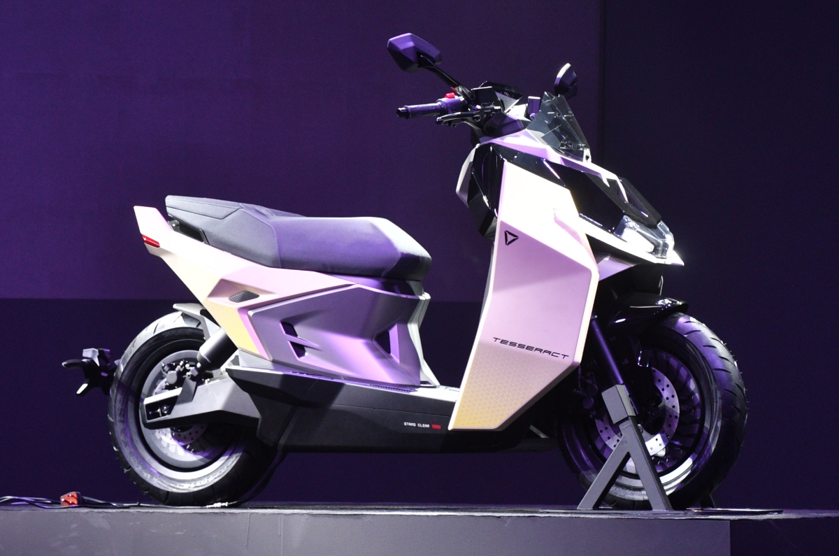 Ultraviolette Tesseract: In-Depth Look At The New Electric Scooter's Specs And Features Ultraviolette Tesseract: In-Depth Look At The New Electric Scooter's Specs And Features