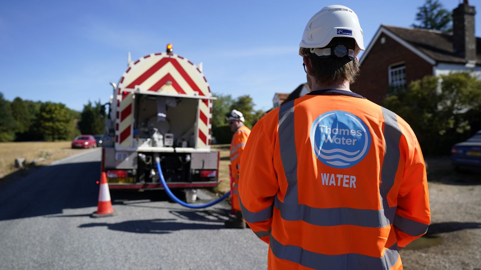 Understanding The Controversy Surrounding Thames Water's Executive Bonuses Understanding The Controversy Surrounding Thames Water's Executive Bonuses