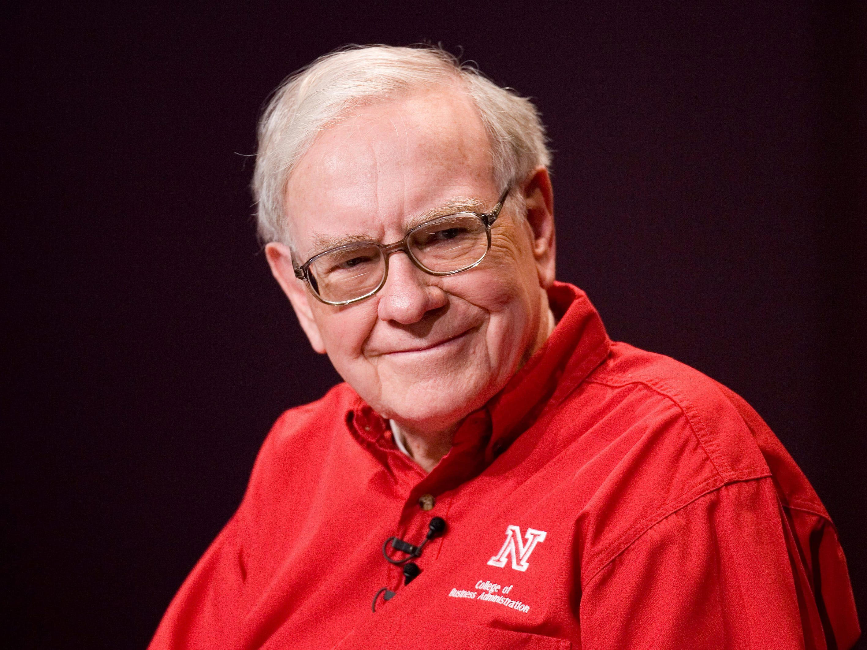 Unlocking Investment Success: Insights From Buffett's Apple Bet Unlocking Investment Success: Insights From Buffett's Apple Bet