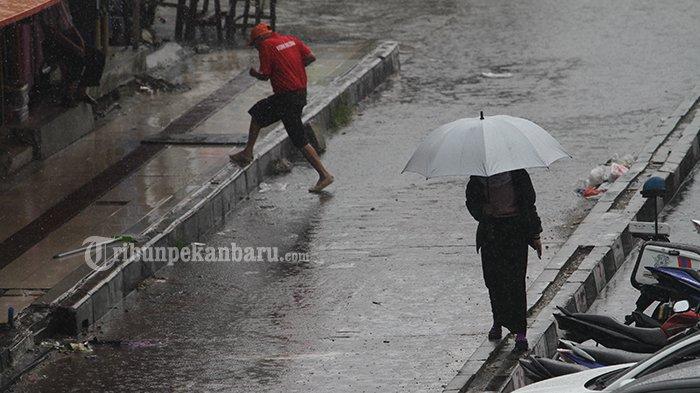 Update Cuaca Semarang: Hujan Diperkirakan Pukul 1 Siang, 26 Maret 2024 Update Cuaca Semarang: Hujan Diperkirakan Pukul 1 Siang, 26 Maret 2024