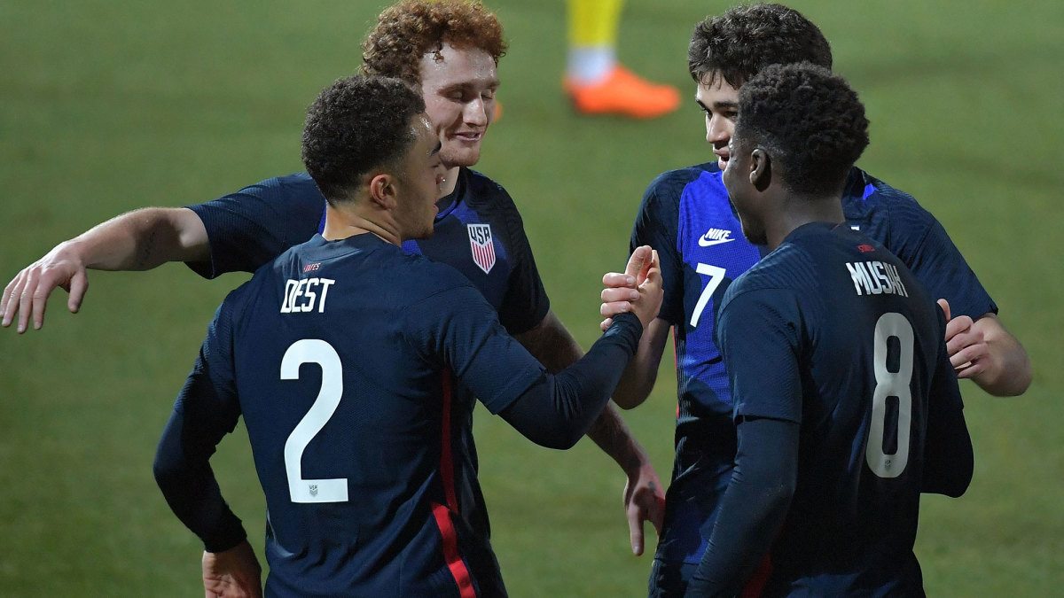 USMNT Weekend: Dest Returns, Pulisic Stars USMNT Weekend: Dest Returns, Pulisic Stars