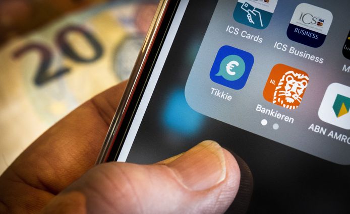 Van Overboeking Naar Tikkie: Betalen In Nederland Vereenvoudigd Van Overboeking Naar Tikkie: Betalen In Nederland Vereenvoudigd
