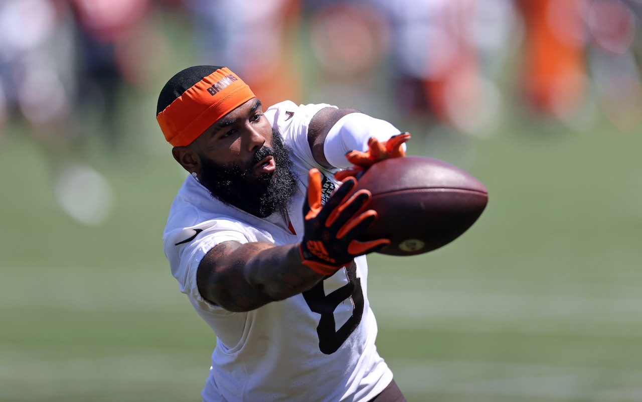 Veteran Wide Receiver Joins Browns, Bolstering Receiving Corps: Report Details Veteran Wide Receiver Joins Browns, Bolstering Receiving Corps: Report Details