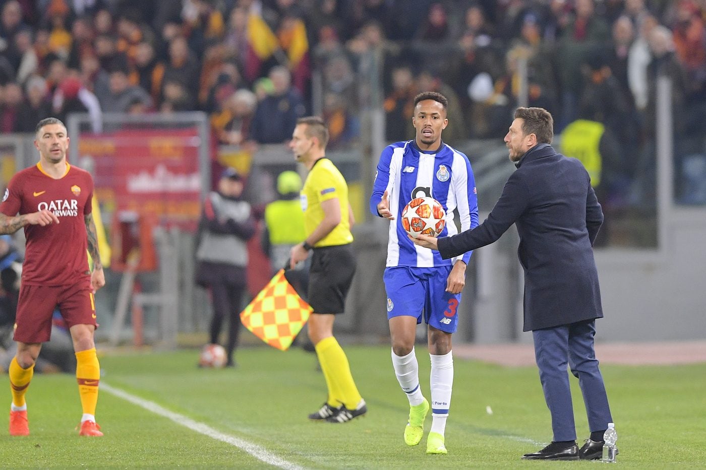 Victorie Istorică Pentru AS Roma! 3-2 Cu FC Porto Și Calificarea În Optimile Europa League Asigurată Victorie Istorică Pentru AS Roma! 3-2 Cu FC Porto Și Calificarea În Optimile Europa League Asigurată