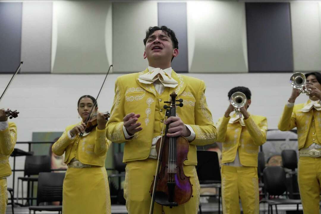 Viral Whataburger Video Propels HISD Mariachi To UIL State Viral Whataburger Video Propels HISD Mariachi To UIL State
