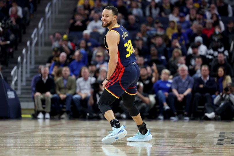 Warriors Win Over Kings: Kuminga's Return, Curry And Kerr's Milestones Warriors Win Over Kings: Kuminga's Return, Curry And Kerr's Milestones