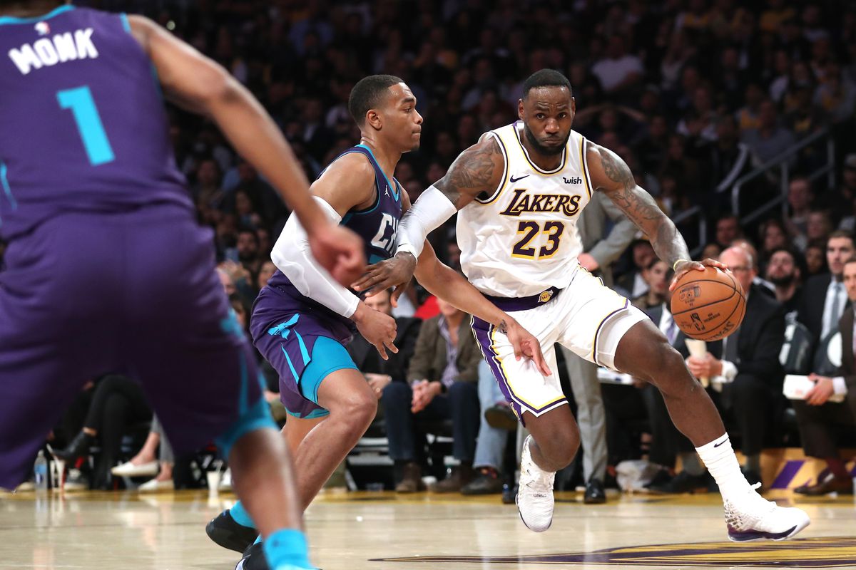 Watch Warriors Vs Hornets: Game Time, TV Schedule & Streaming Options (March 3) Watch Warriors Vs Hornets: Game Time, TV Schedule & Streaming Options (March 3)