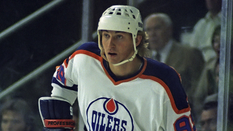 Wayne Gretzky Fast Facts: From Rookie To Legend Wayne Gretzky Fast Facts: From Rookie To Legend