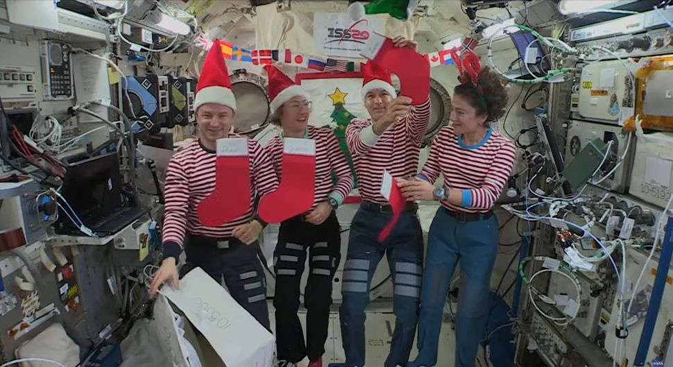 Were They On Holiday? Examining The Nine-Month Space Mission Report By CBS News Were They On Holiday? Examining The Nine-Month Space Mission Report By CBS News