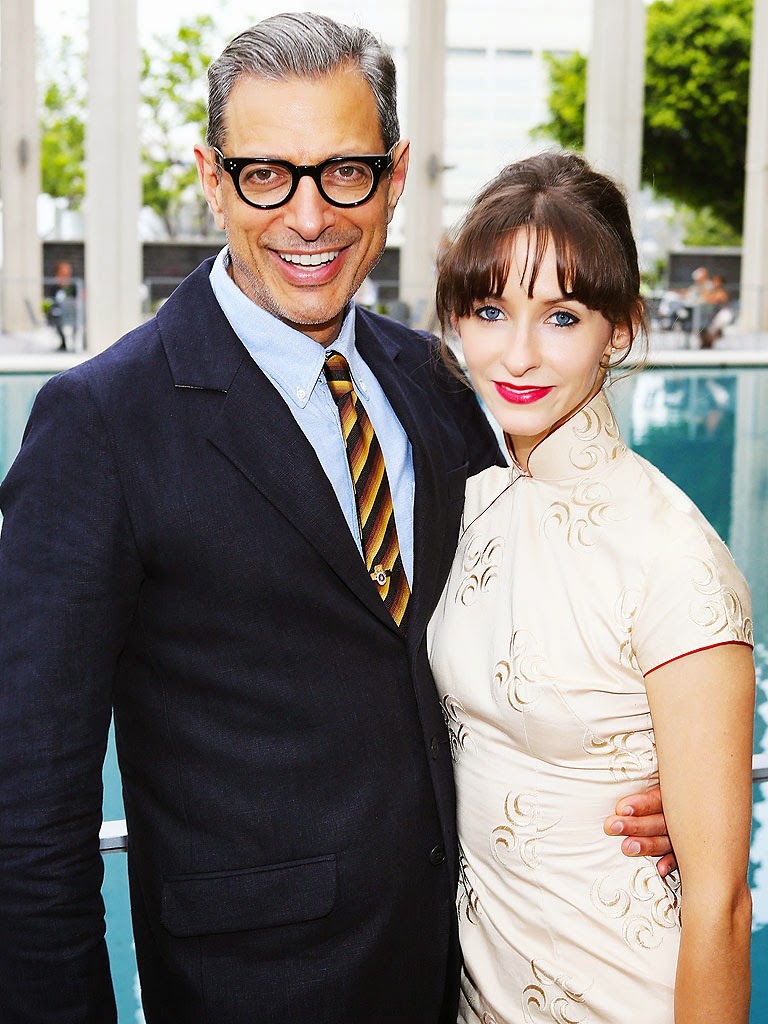 Who Is Emilie Livingston? Jeff Goldblum's Wife, Children, And More Who Is Emilie Livingston? Jeff Goldblum's Wife, Children, And More