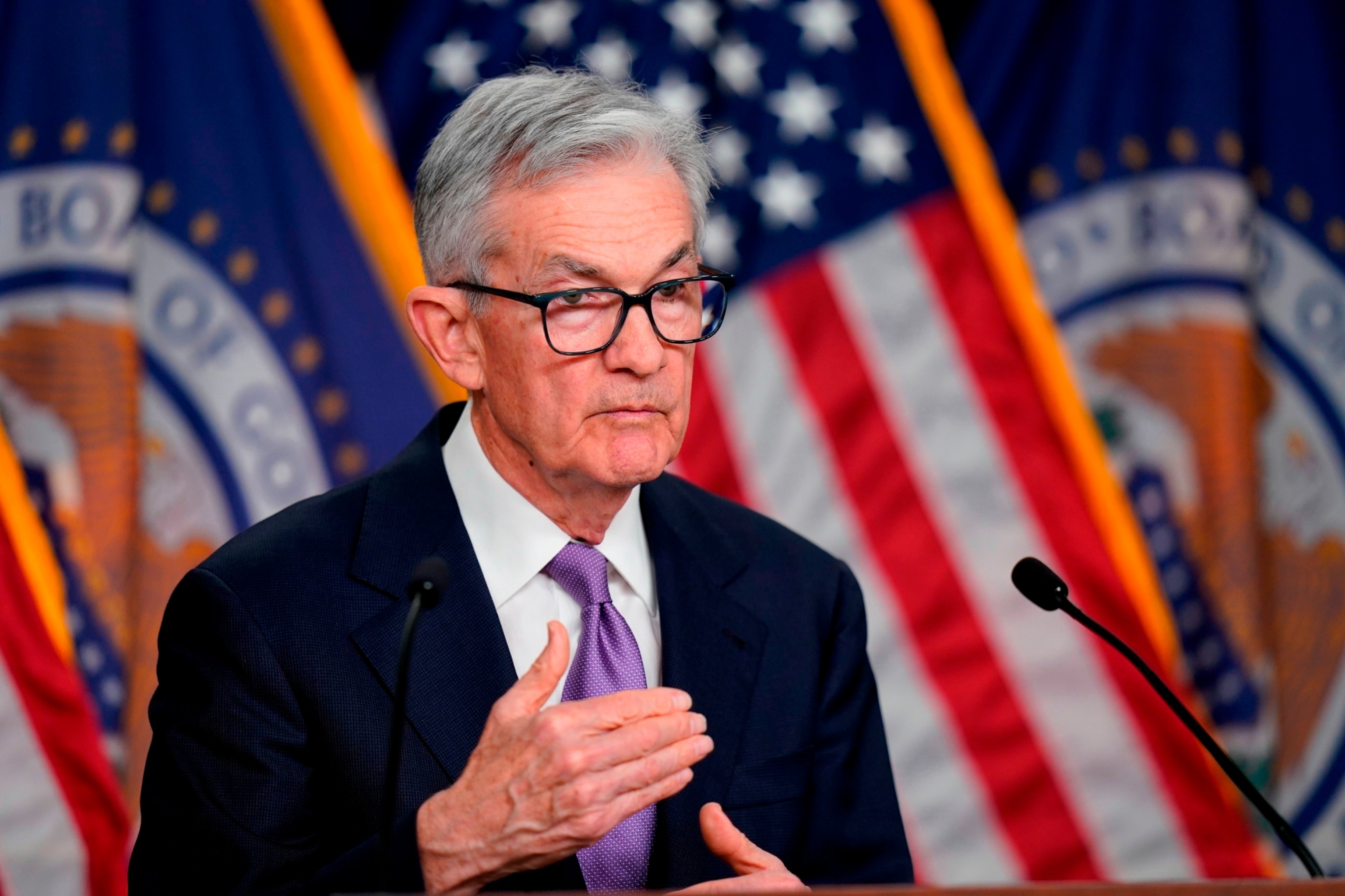 Why Powell's Fed Risks Delaying Interest Rate Cuts: An Analysis Of Trump's Influence Why Powell's Fed Risks Delaying Interest Rate Cuts: An Analysis Of Trump's Influence