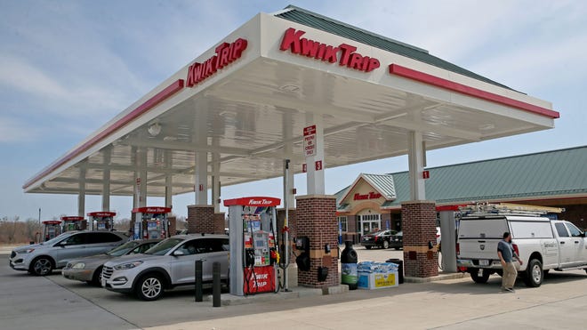 Wisconsin Gas Prices Increase: Average Now $2.98 Per Gallon Wisconsin Gas Prices Increase: Average Now $2.98 Per Gallon