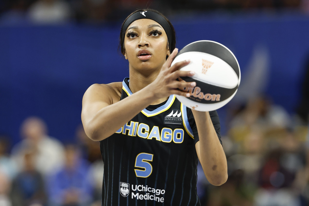 WNBA Probes Racial Slur Claims Targeting Angel Reese WNBA Probes Racial Slur Claims Targeting Angel Reese