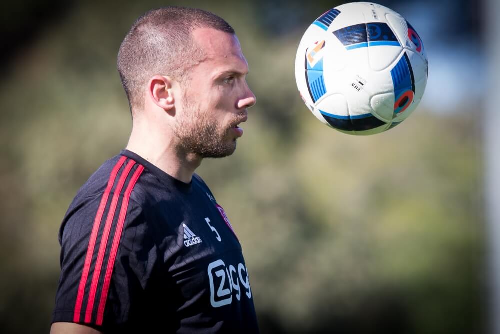 Wordt Heitinga De Nieuwe Ajax Trainer? Wordt Heitinga De Nieuwe Ajax Trainer?