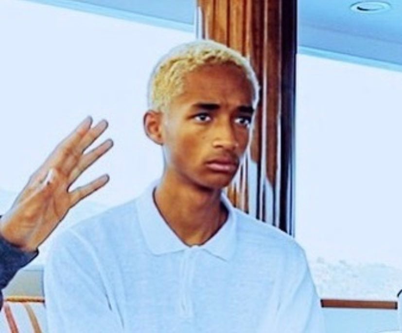 ويل سميث يحتفل بيوم ميلاد جاكي شان بالضحك والرقص والغناء ويل سميث يحتفل بيوم ميلاد جاكي شان بالضحك والرقص والغناء