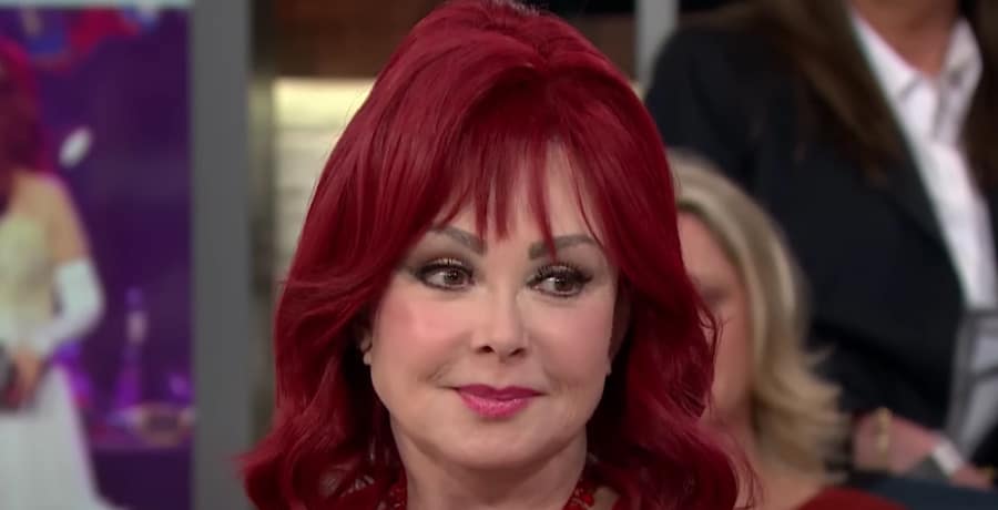 Wynonna And Ashley Judd Open Up: Intimate Family Stories Revealed In New Docuseries Wynonna And Ashley Judd Open Up: Intimate Family Stories Revealed In New Docuseries