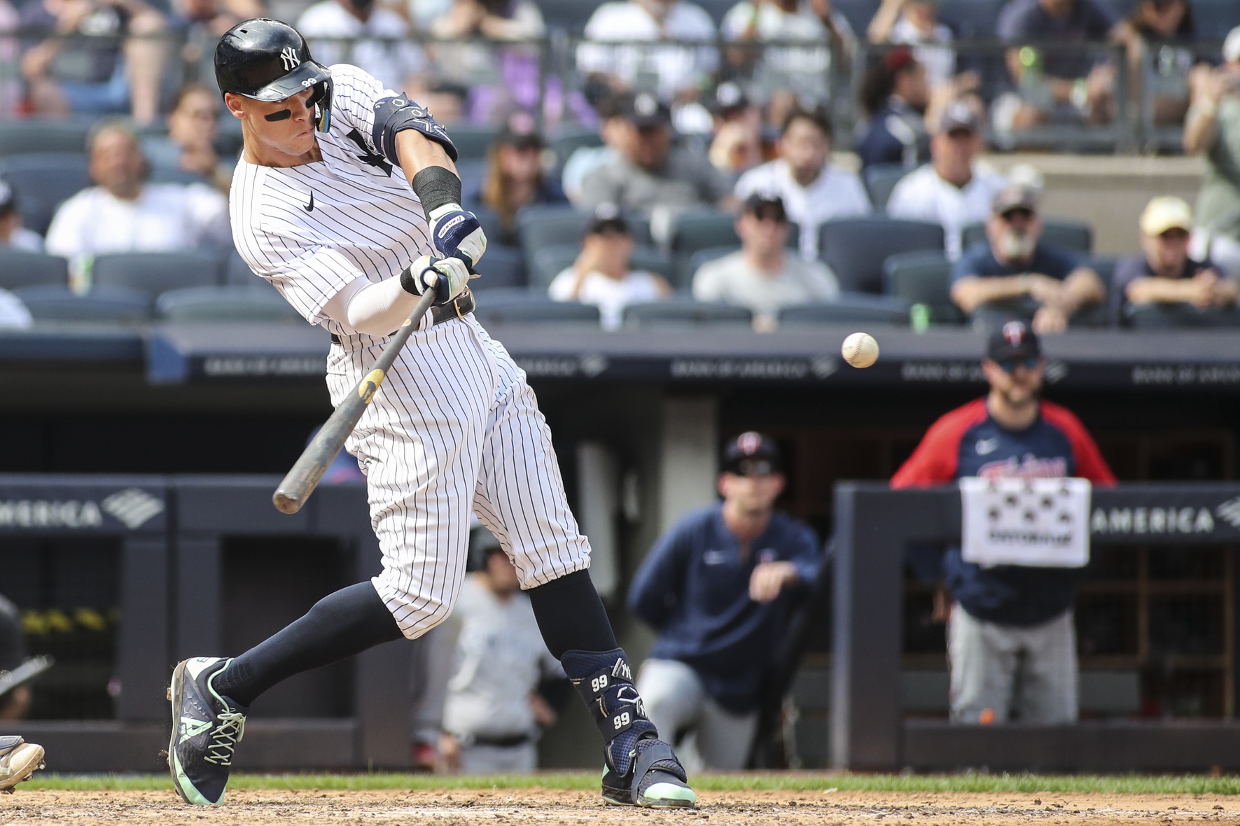 Yankees' Record-Breaking Game: 9 Home Runs, Including 3 By Aaron Judge Yankees' Record-Breaking Game: 9 Home Runs, Including 3 By Aaron Judge