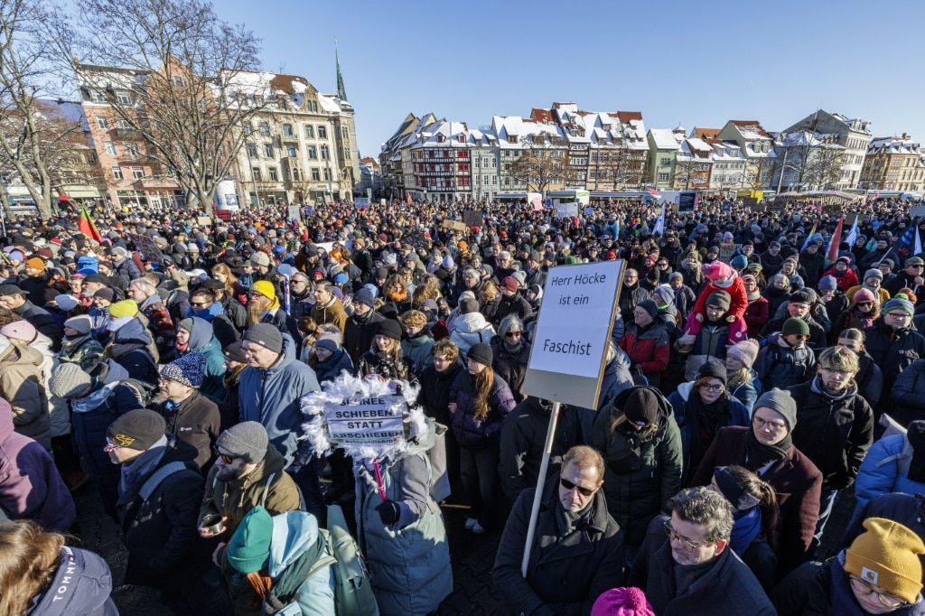 Youth Protests Pressure SPD's German Coalition Efforts Youth Protests Pressure SPD's German Coalition Efforts